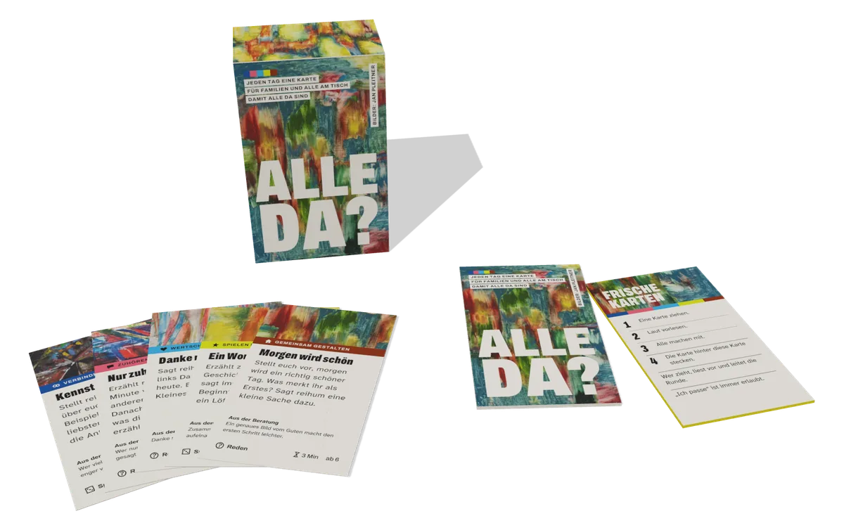 Das Set: Box, je eine Karte aus den fünf Farben, Begleitheft und Trennkarte